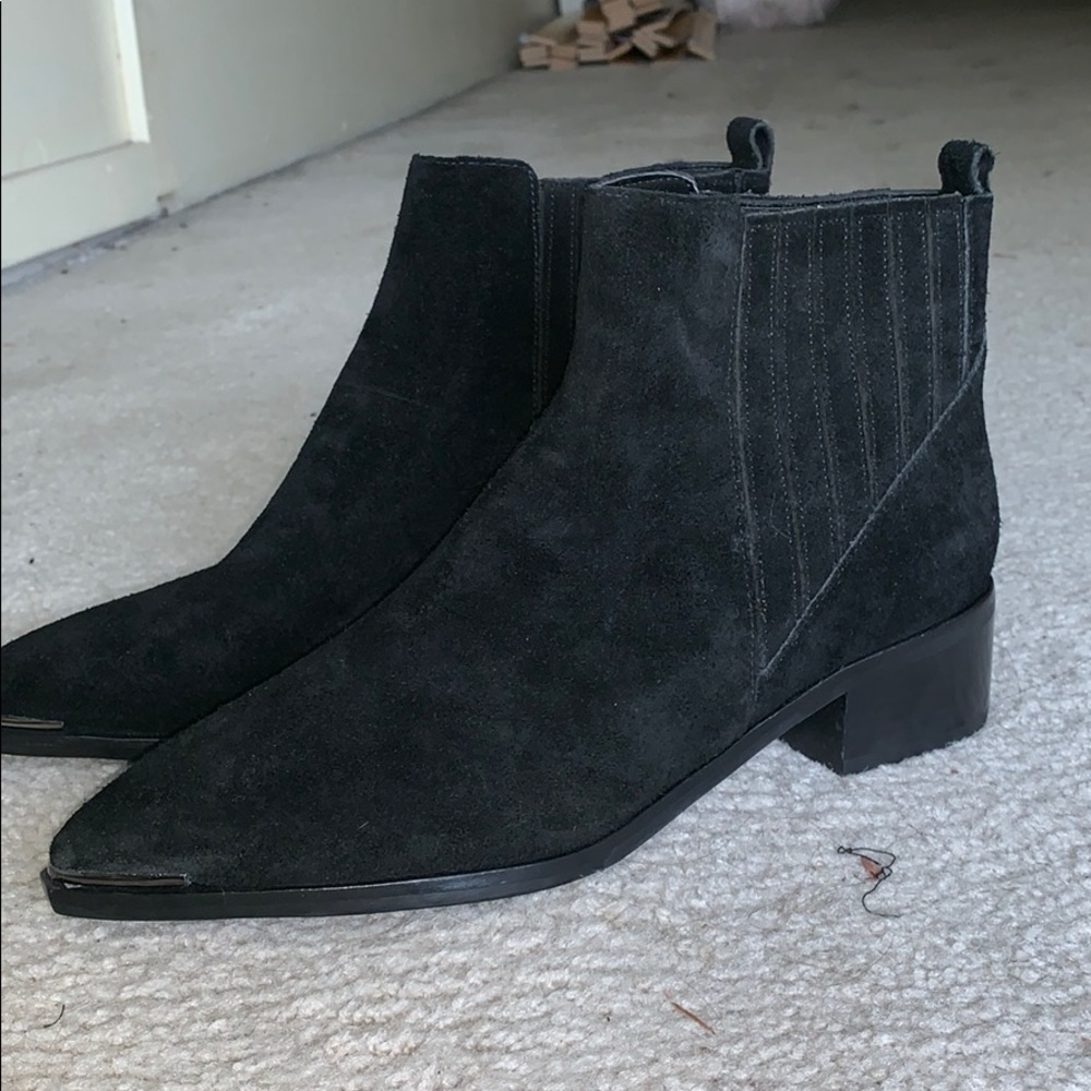 MARC FISHER ankle boots
